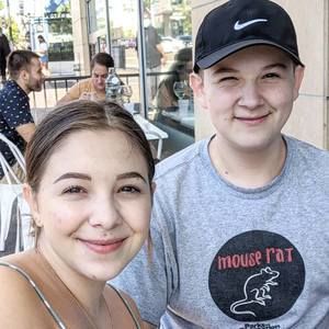 Meet your Posher, Ericka